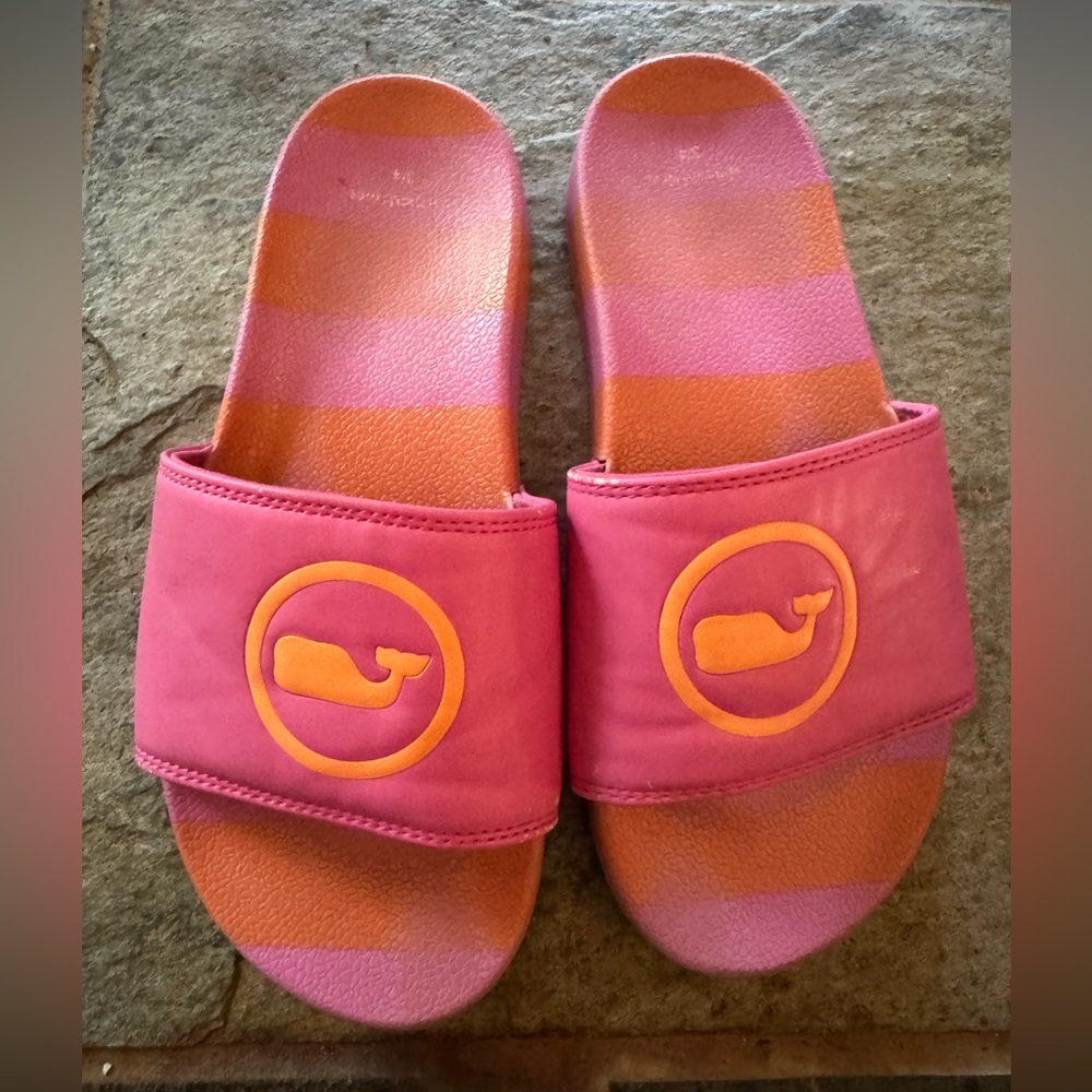 Vineyard Vines Girls Slides Size 3/4
